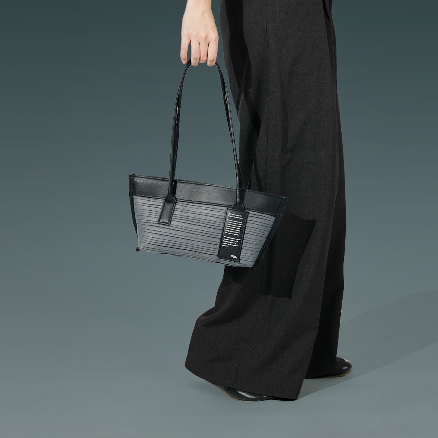 Montréal Mini – Pleated