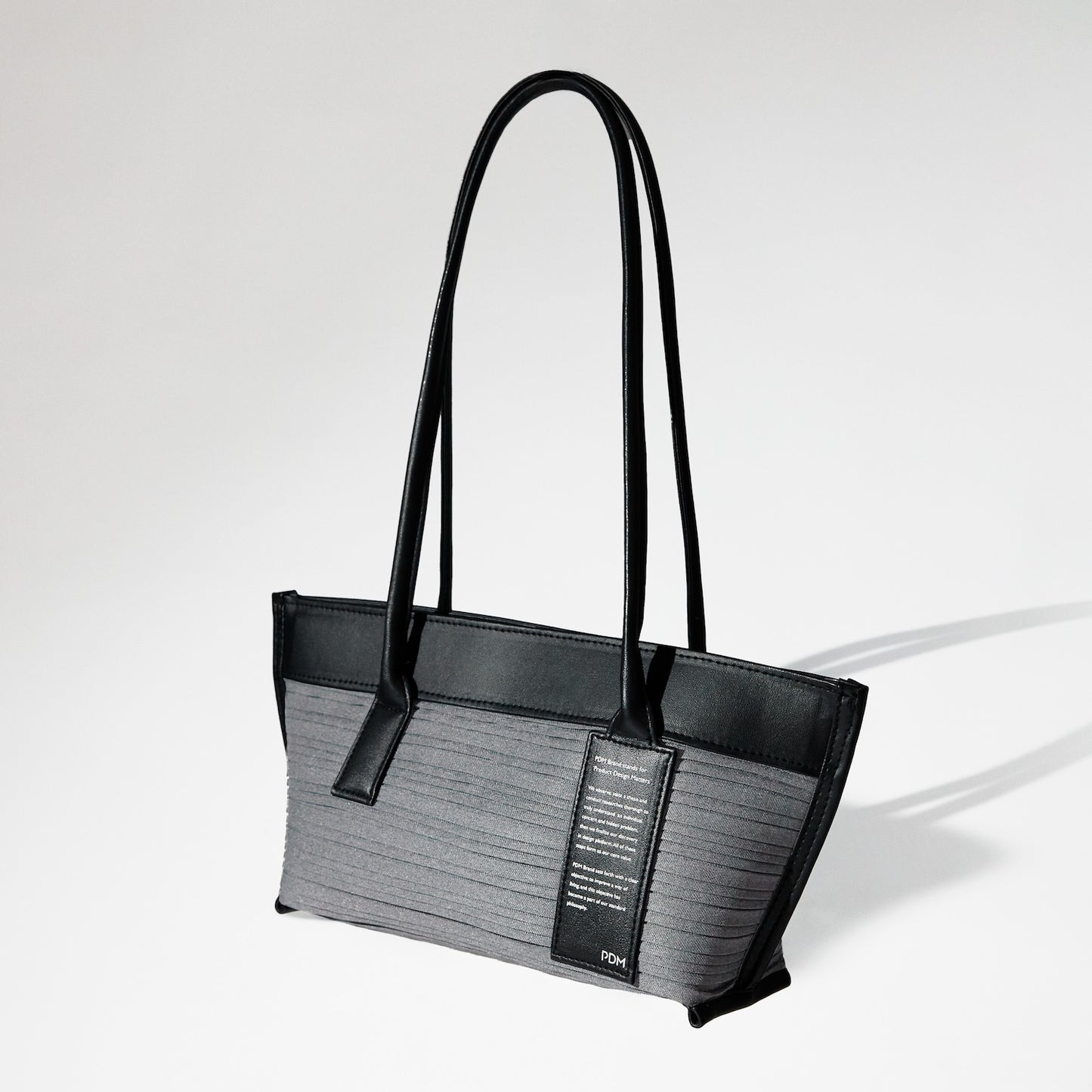 Montréal Mini – Pleated