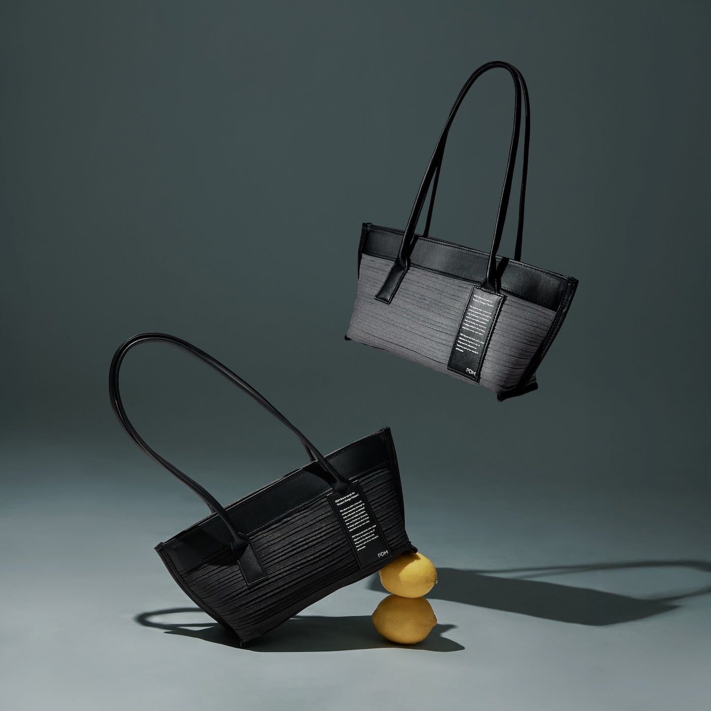 Montréal Mini – Pleated