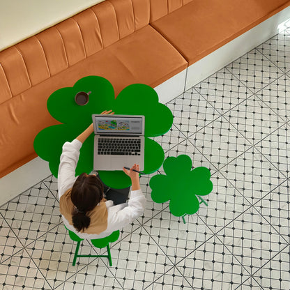 Clover Table