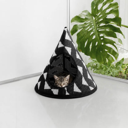Canyon Pet House (Pre - Order)