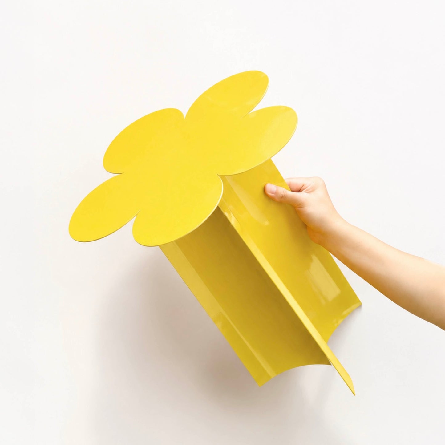 Daisy Side Table (Pre-order)