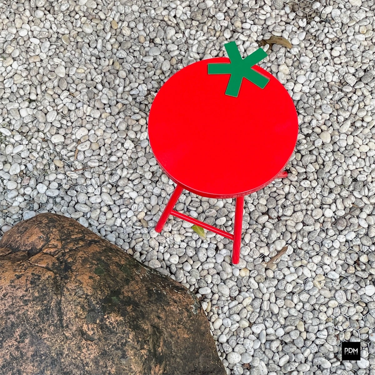 TOMATO Stool (Pre-order)