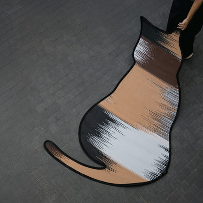 Aamu – Feline