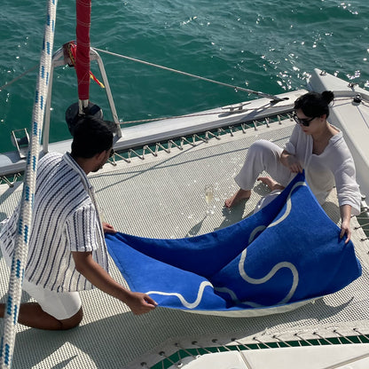 Towel Design Matter - Flume (Champagne x Cerulean Blue)