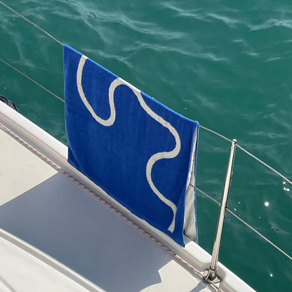 Towel Design Matter - Flume (Champagne x Cerulean Blue)