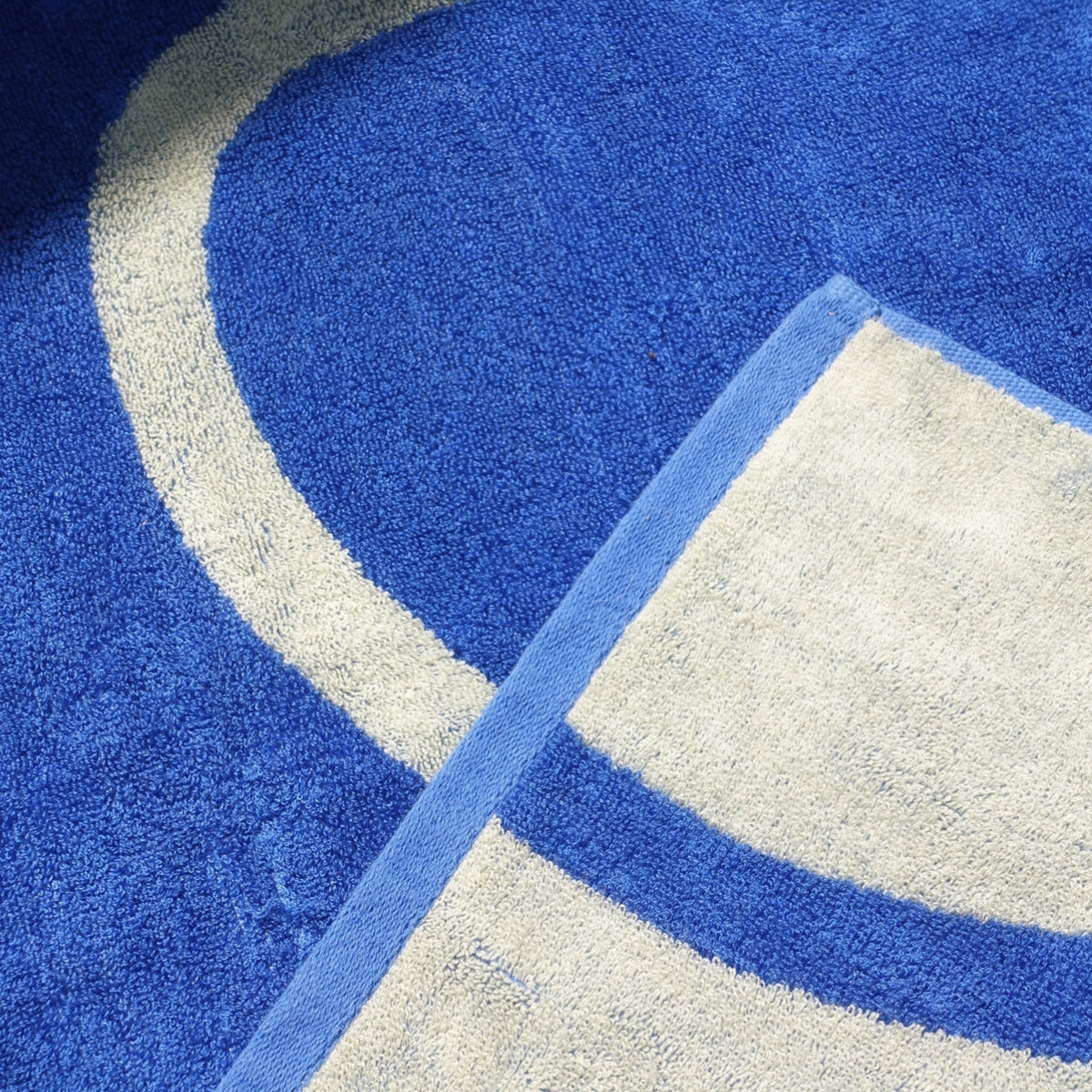 Towel Design Matter - Flume (Champagne x Cerulean Blue)