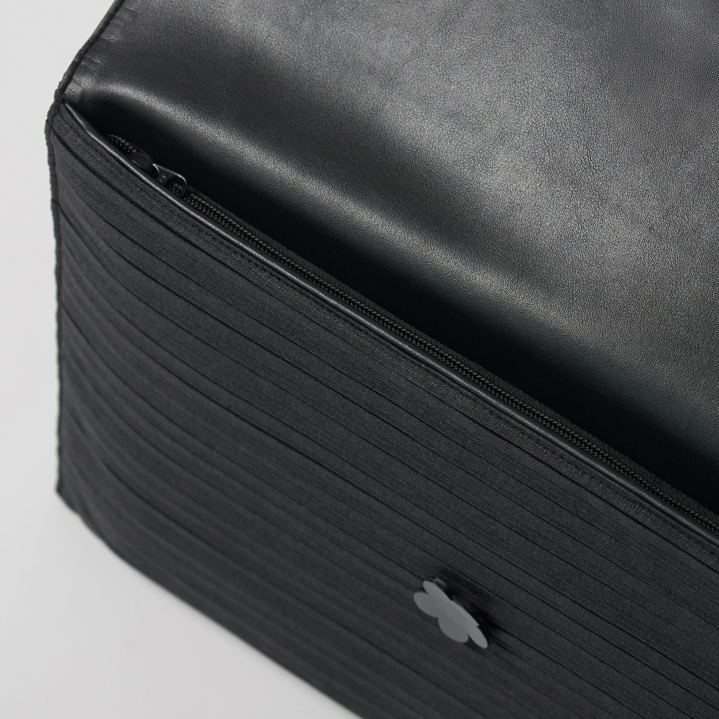 Daisy - Sleeve Case